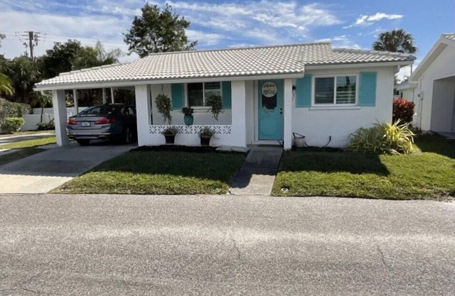 Beach Villa in Spanish Main