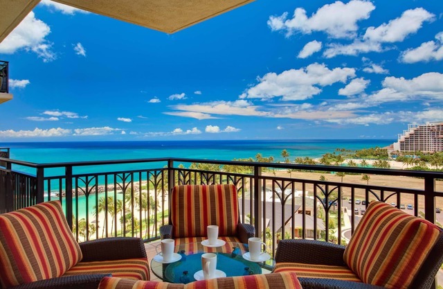 Beach Villas at Ko Olina Premium Corner Penthouse Villa, 2025 refreshed interior