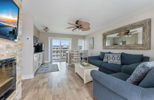 Beachcomber Resort 2bedroom/1bath Suite