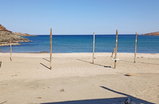 Beachfront accomodation on one of Andros's best beaches