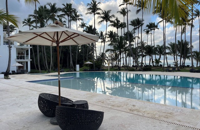 Beachfront Apartment: Cosón Bay, Samana, DR