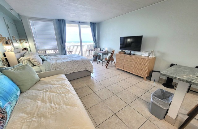 Beachfront Beautiful Ocean Views!