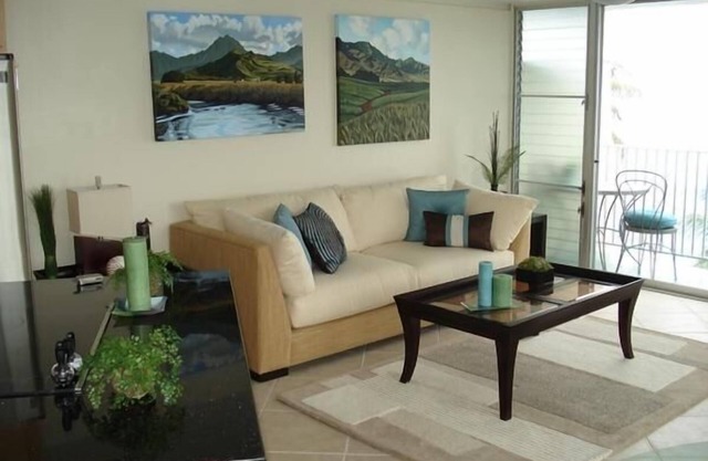 Beachfront End-Unit w/Wrap Around Lanai!