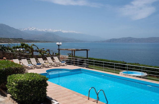 Beachfront Family Villa with Private pool, Playground, BBQ & Amazing Sea Views!