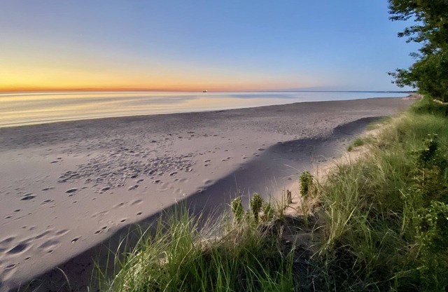 Beachfront Getaway on Park Point - Easy Walking Distance to Canal Park