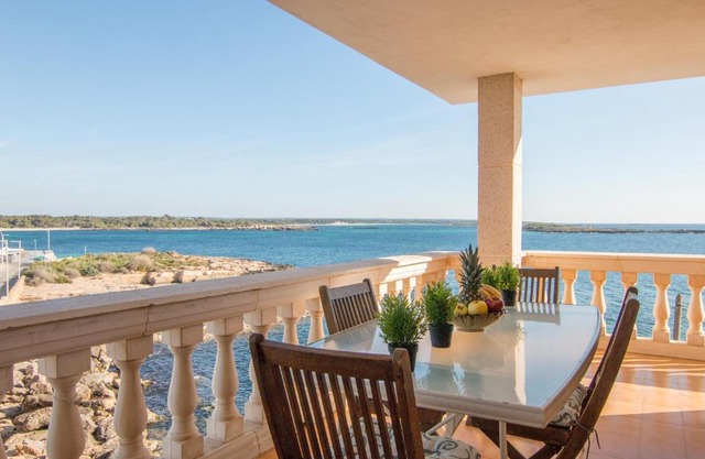 Beachfront holiday apartment Lotja 7 - Grupo Berna