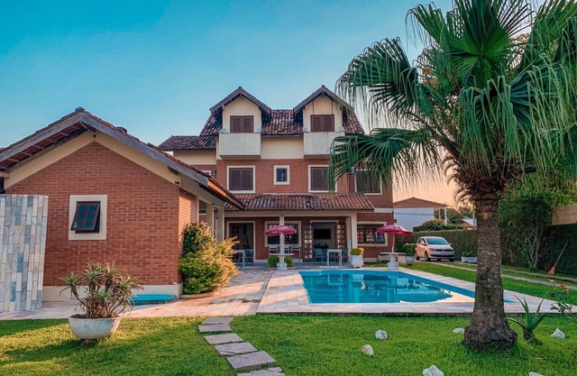 Beachfront House with Pool for up to 20 people