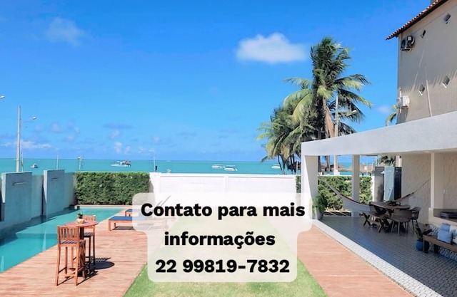 Beachfront House with Balcony and Sea View, João Pessoa