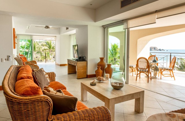 Beachfront Residence for the whole Family