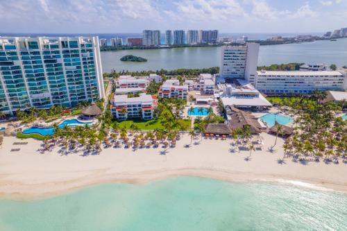 Beachscape Kin Ha Villas & Suites