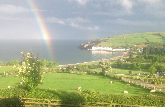 Beachview Cottage A green door 3bedrooms