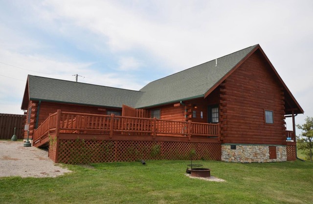 Bear Cub - Sleeps up to Four