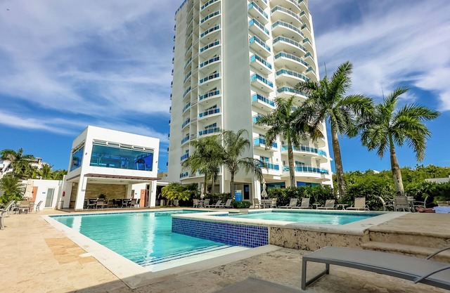 Beautiful 2-bedroom condo with amazing views in charming Playa Juan Dolio ,