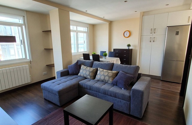 Beautiful 2 bedroom apartment, exterior, next to the train station