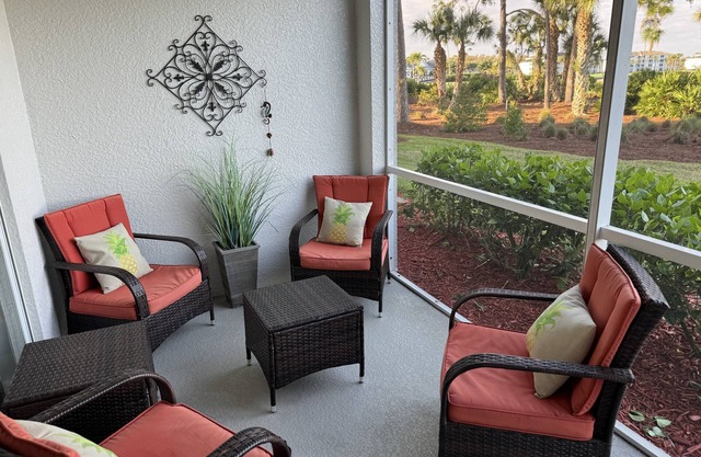 Beautiful 2 Bedroom Golf Course Condo
