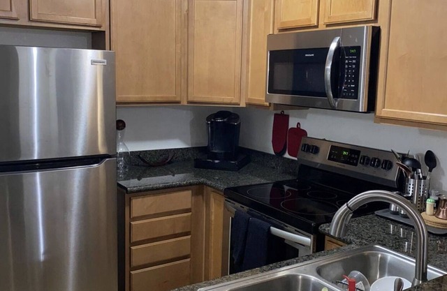 Beautiful 2bed 2bath condo