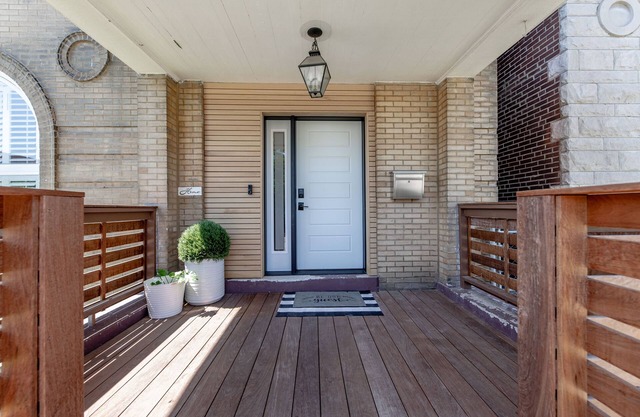 Beautiful 3,000 SF 4-BDRM +Media/Bonus/Bed Rm Private Home Central West End -CWE