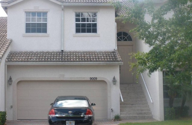 Beautiful 3 Bedroom Townhouse close to PGA golf and Mets Spring training