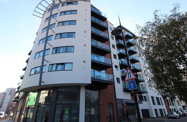 Beautiful and spacious waterfront apartment.