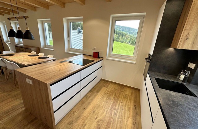 Beautiful apartment for 8 guests with WIFI, TV and terrace