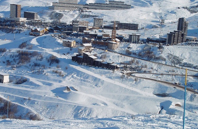 Beautiful apartment ski in ski out 6 people, free Wifi