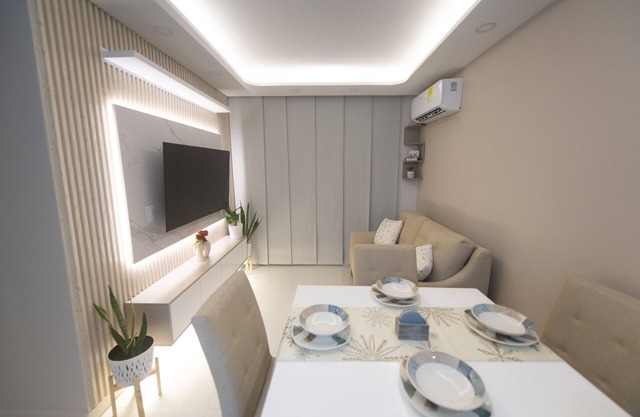 Beautiful apartment centrally located to the walled historic center and beach