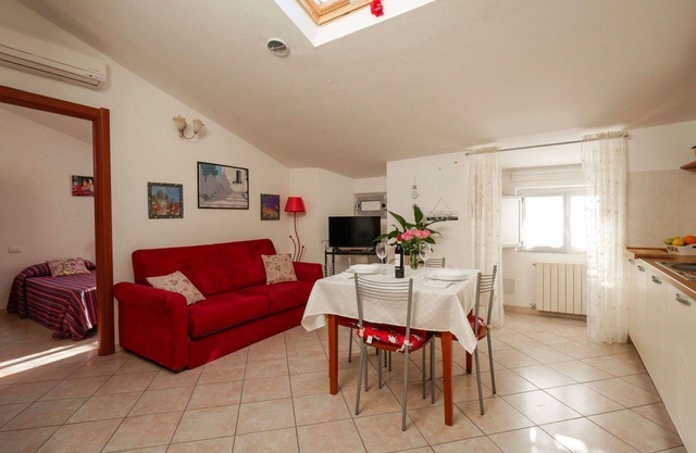 Beautiful apartment for 4 guests with A/C, WIFI, TV and pets allowed