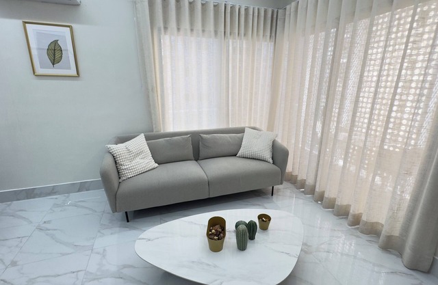 Beautiful Apt in Piantini Rooftop Views, Gym & Central