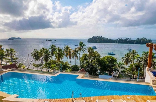 Beautiful Apt, King Bed, Pool, Rooftop Terrace, Spectacular Bay View.