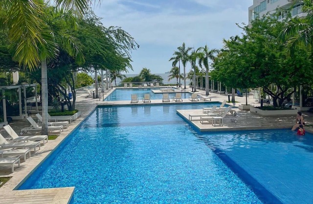 Beautiful apt with beach in santa marta