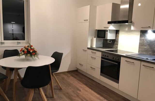 Beautiful barrier-free 3 1/2 room apartment near the beach!