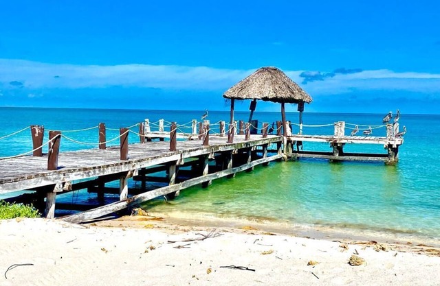 Beautiful beachfront loft in Celestun