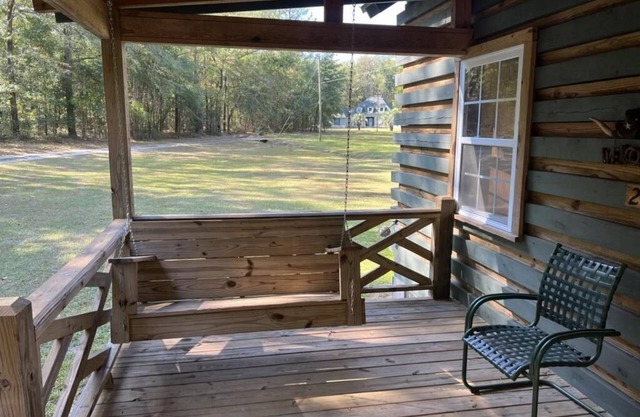 Beautiful Cabin in quiet rural location