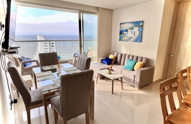 Beautiful ocean view, 7 minutes from the historic center and the AirPort.