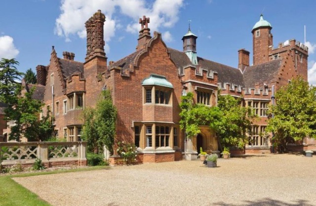 Beautiful Country House Apartment