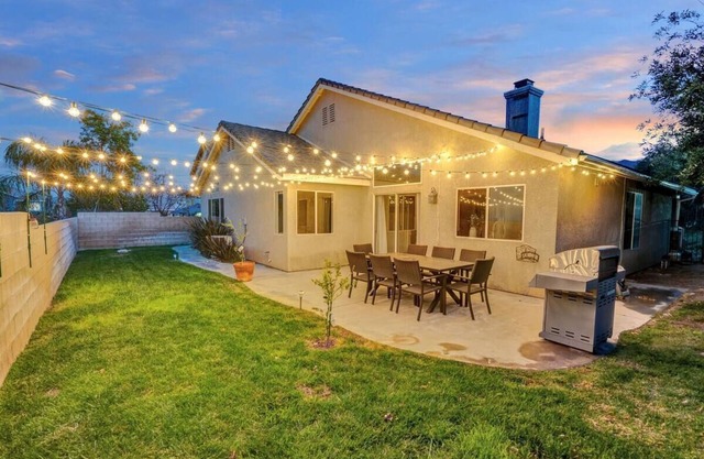 Beautiful Cozy Home Near Magic Mountain & Shopping in Stevenson Ranch