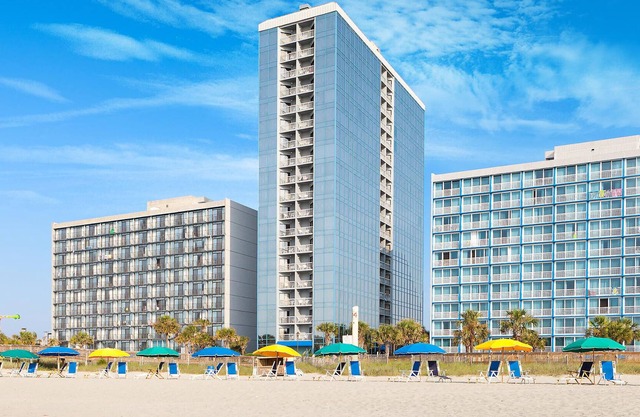 BEAUTIFUL DELUXE ROOM at Seaglass Tower On the Strip!