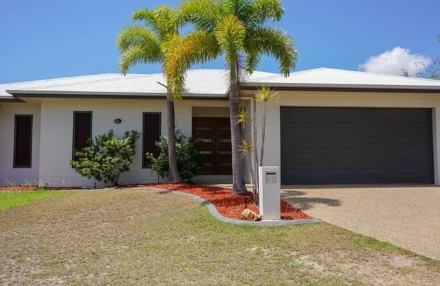 *Beautiful*Douglas* 5BRM ,Stylish Living*