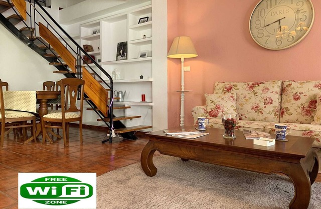 Beautiful downtown duplex with a 25 m² terrace