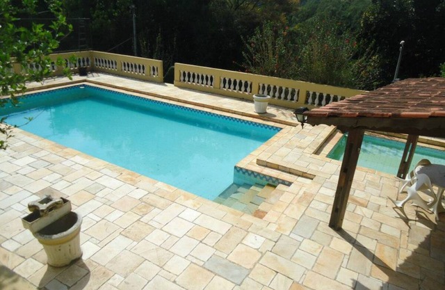 Beautiful farmhouse in the middle of nature in Jarinú