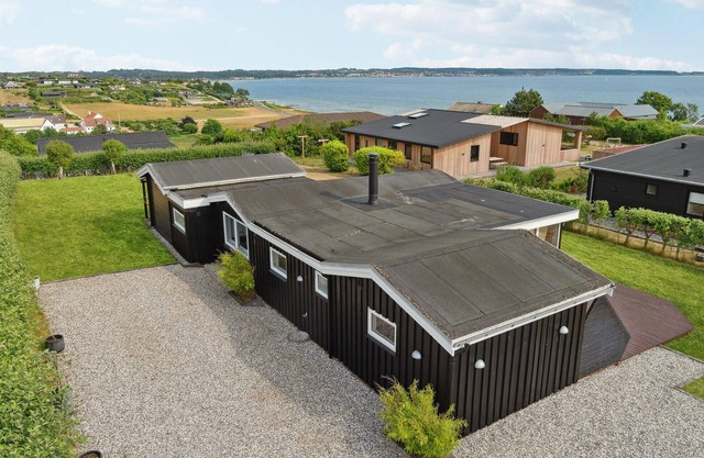 Beautiful home in Ebeltoft with kitchen