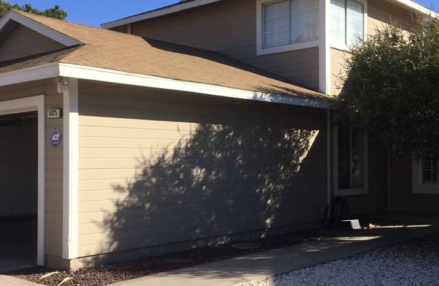 Beautiful home perfect for vacation near the Las Vegas strip