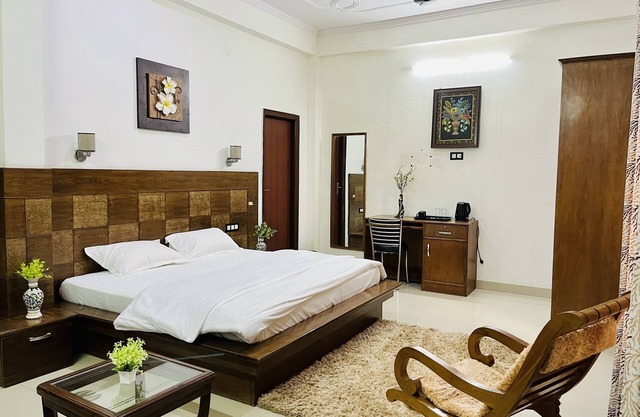 Beautiful Homestay with nature all around. —5 min from Taj Mahal