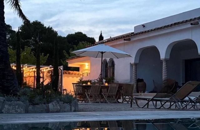 Beautiful house with magnificent mirror pool in Las Tres Calas