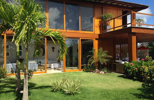 Beautiful house in a privileged location in the Piscinas Naturais condominium