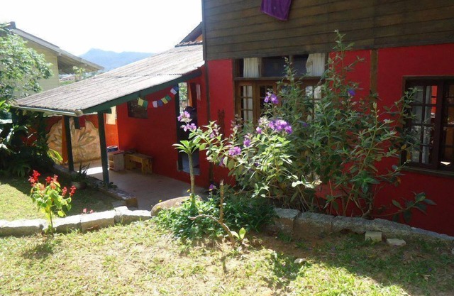 Beautiful house three blocks from the beach. South of Florianópolis Island