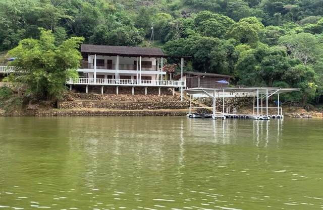 Beautiful house with awesome view