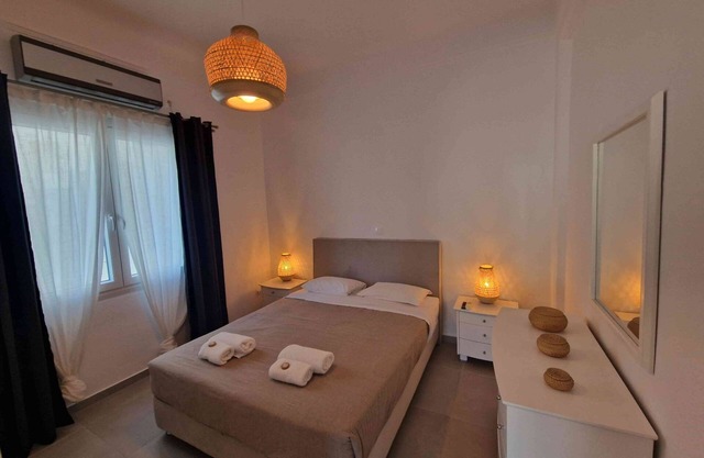 Beautiful Ilios apartment near the center of Andros - 2 minutes walk