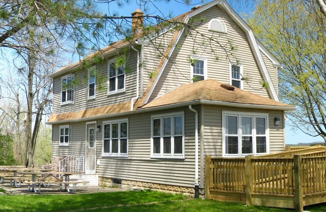 Beautiful Lake House in County Park