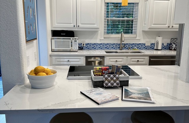 Beautiful Lakefront Condo